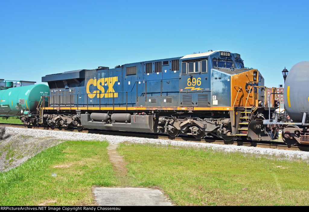 CSXT 896 M692-04